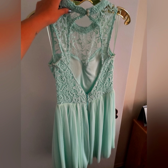Cute mint cocktail dress - Picture 2 of 3
